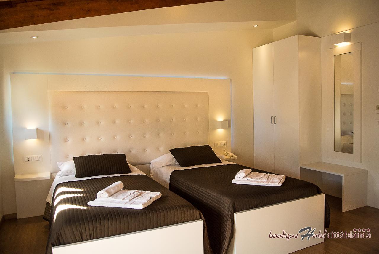 Boutique Hotel E Spa Citta Bianca Пескара Екстериор снимка