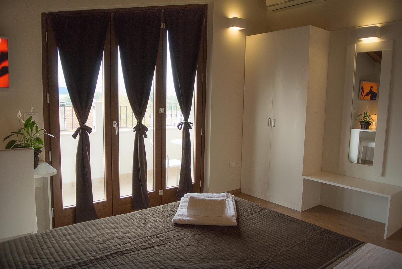 Boutique Hotel E Spa Citta Bianca Пескара Екстериор снимка