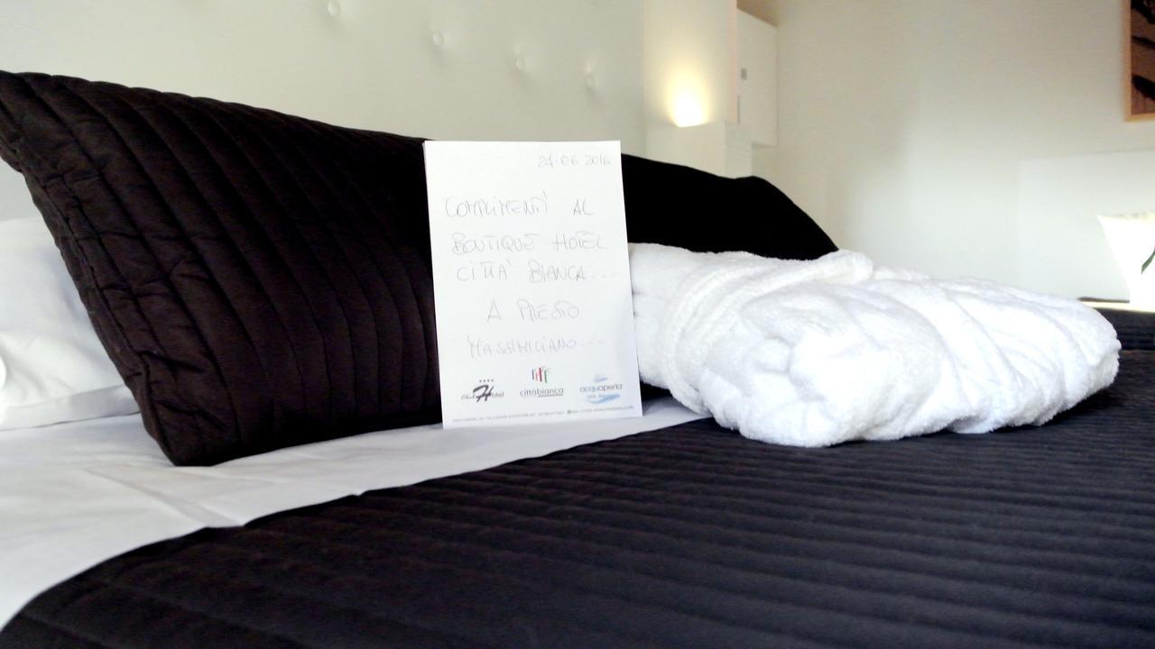 Boutique Hotel E Spa Citta Bianca Пескара Екстериор снимка