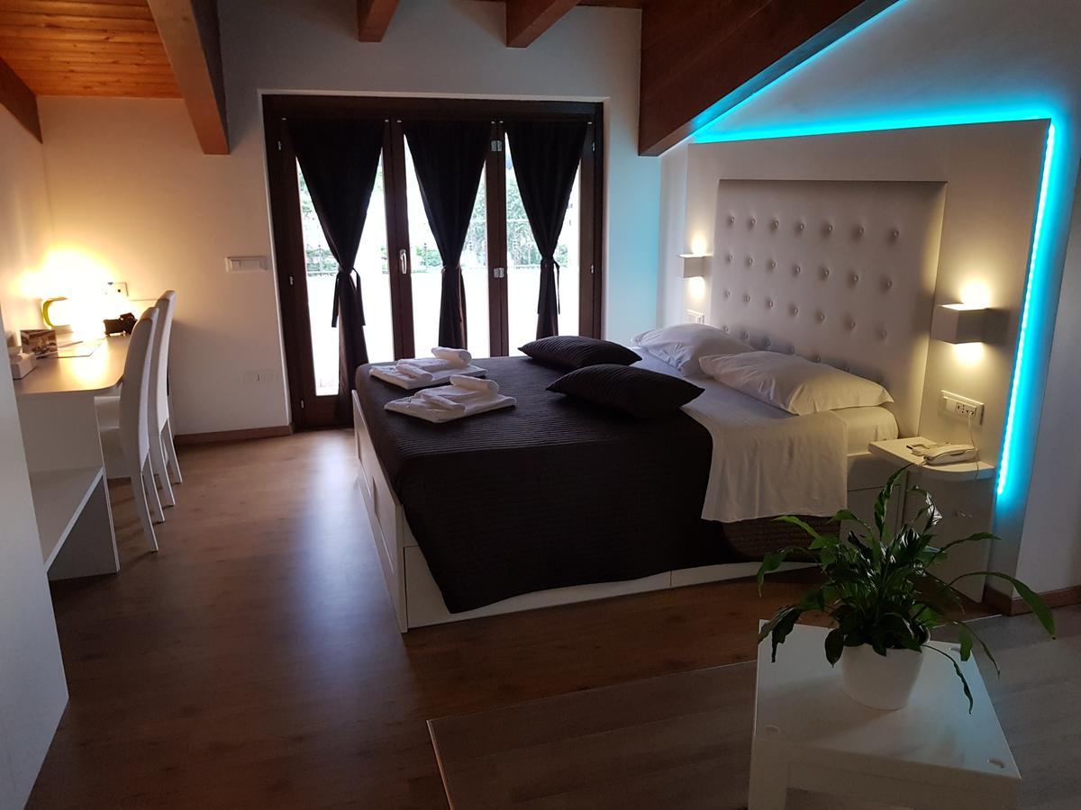 Boutique Hotel E Spa Citta Bianca Пескара Екстериор снимка