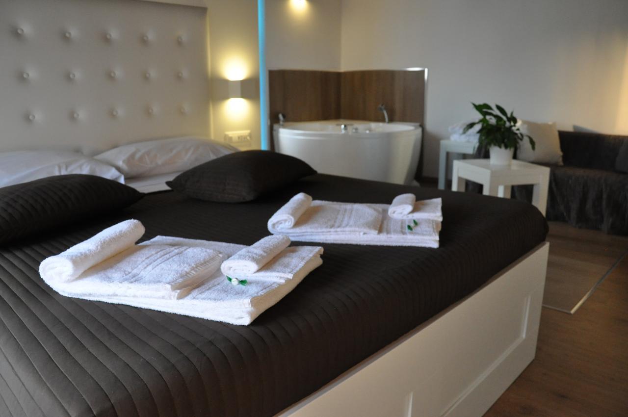 Boutique Hotel E Spa Citta Bianca Пескара Екстериор снимка